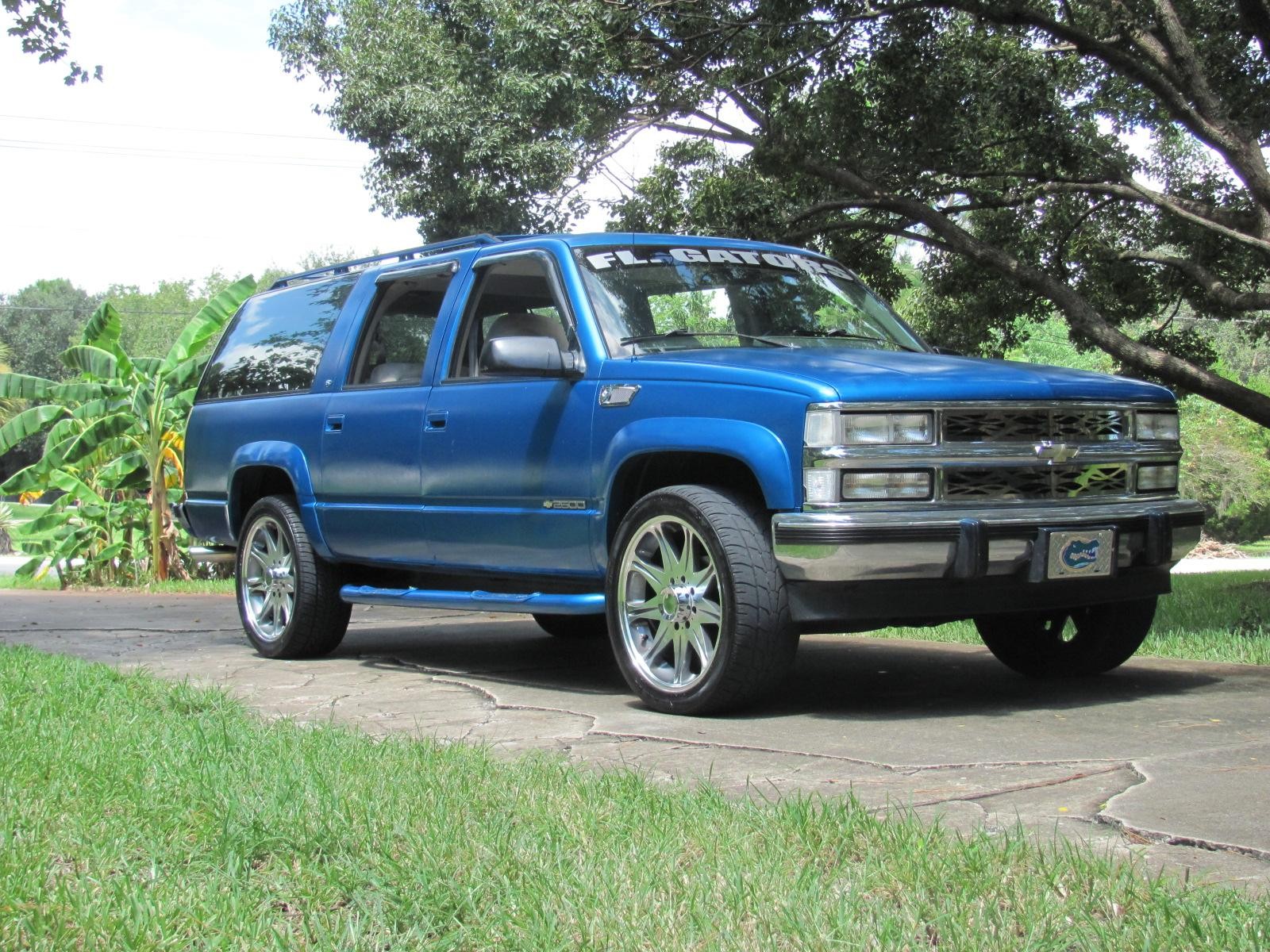 1994 CHEVROLET SUBURBAN