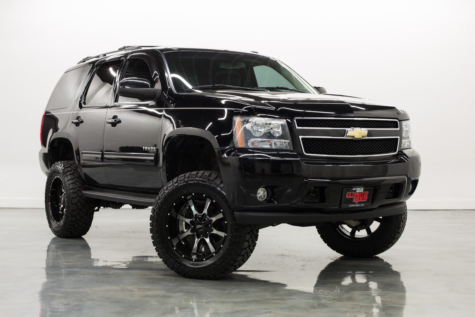 2011 CHEVROLET TAHOE